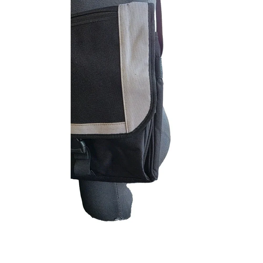 Targus messenger bag